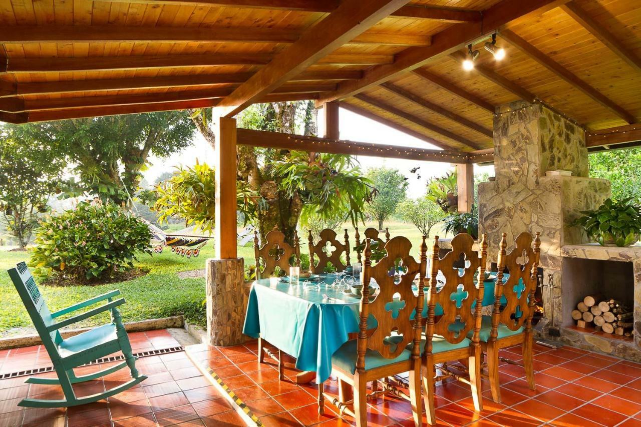 La Casa De Piedra Villa Guatapé Buitenkant foto
